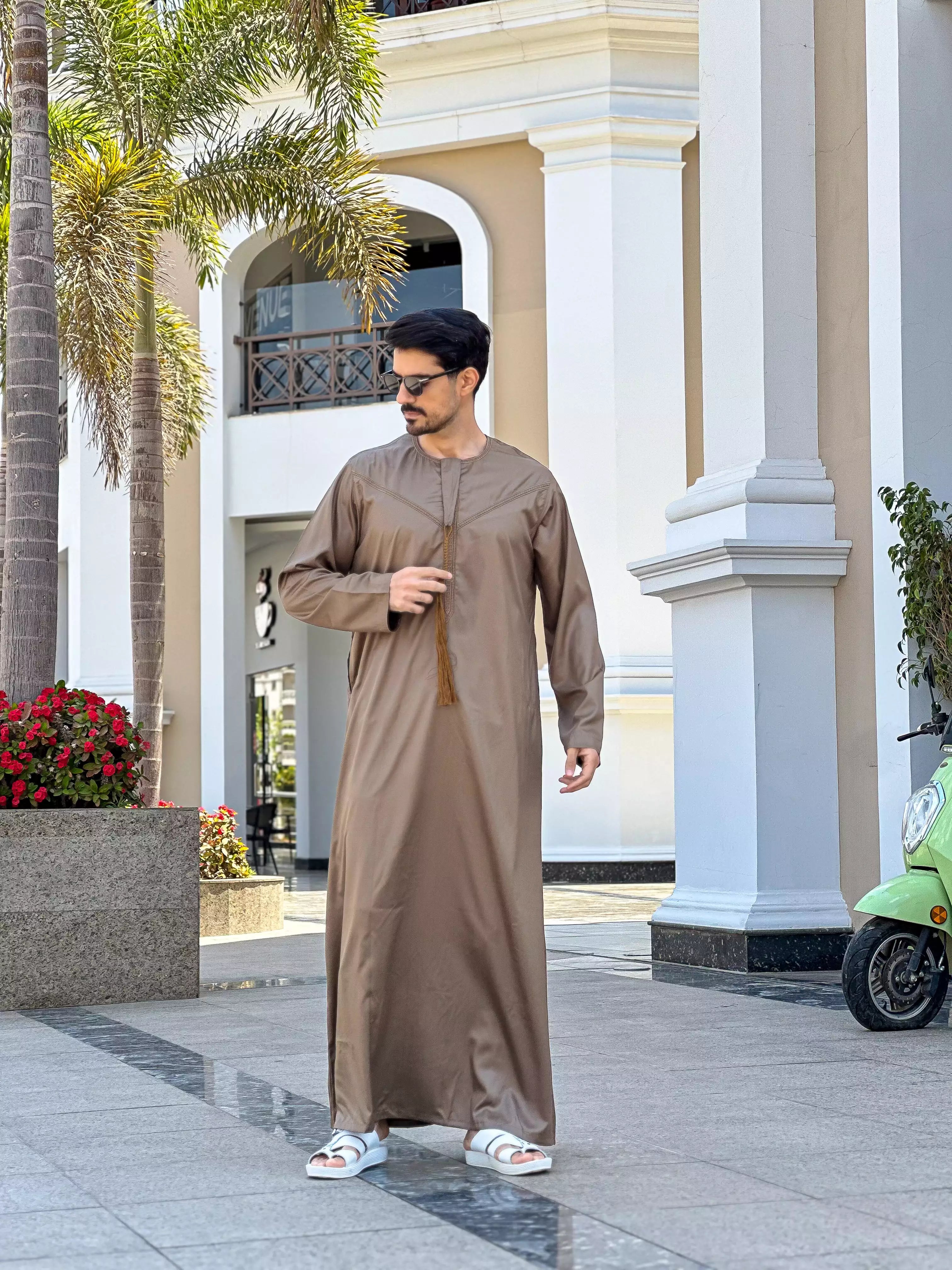 عباية نبتدى عمانى شرشوبة ستان الوان