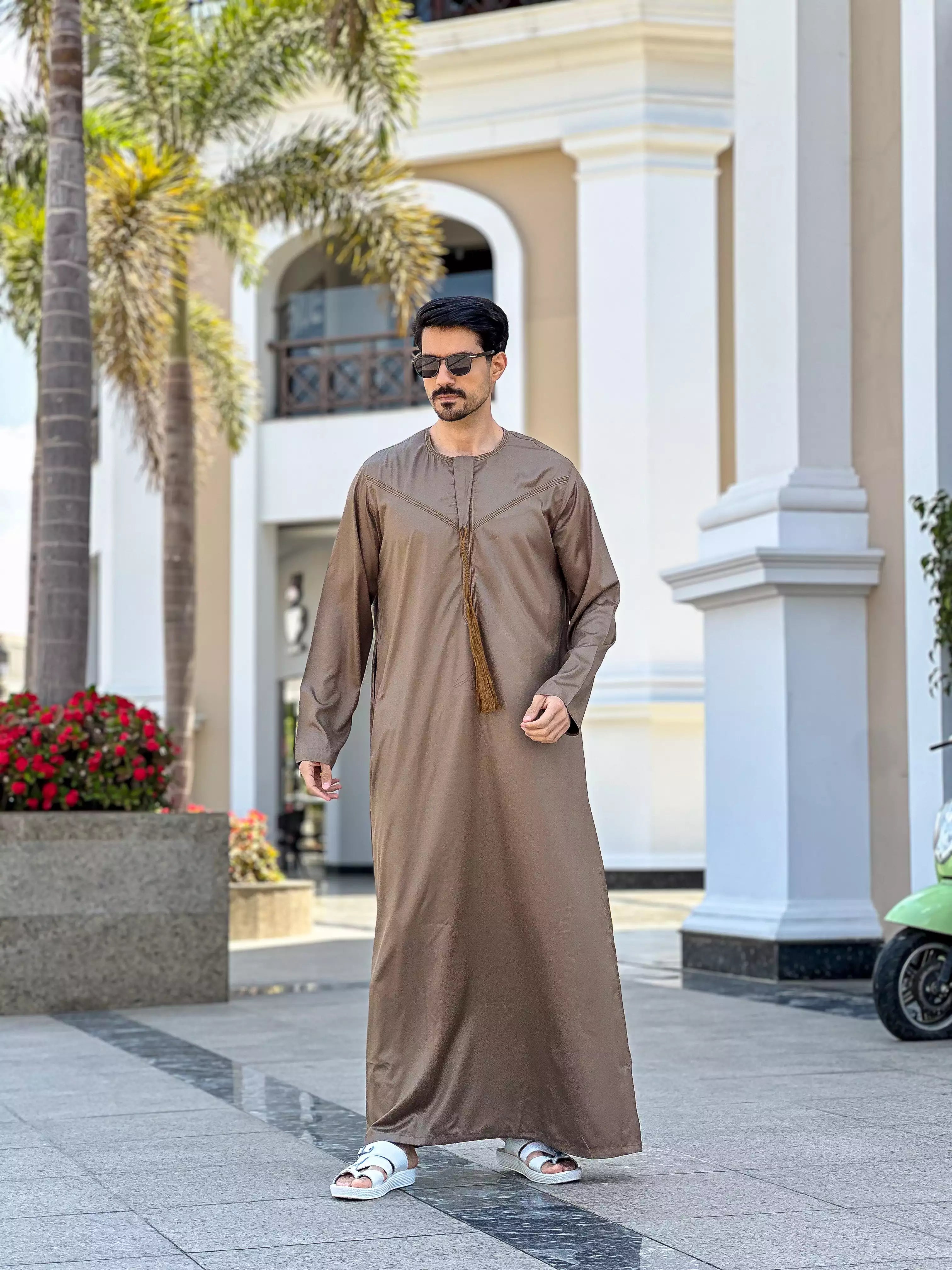 عباية نبتدى عمانى شرشوبة ستان الوان