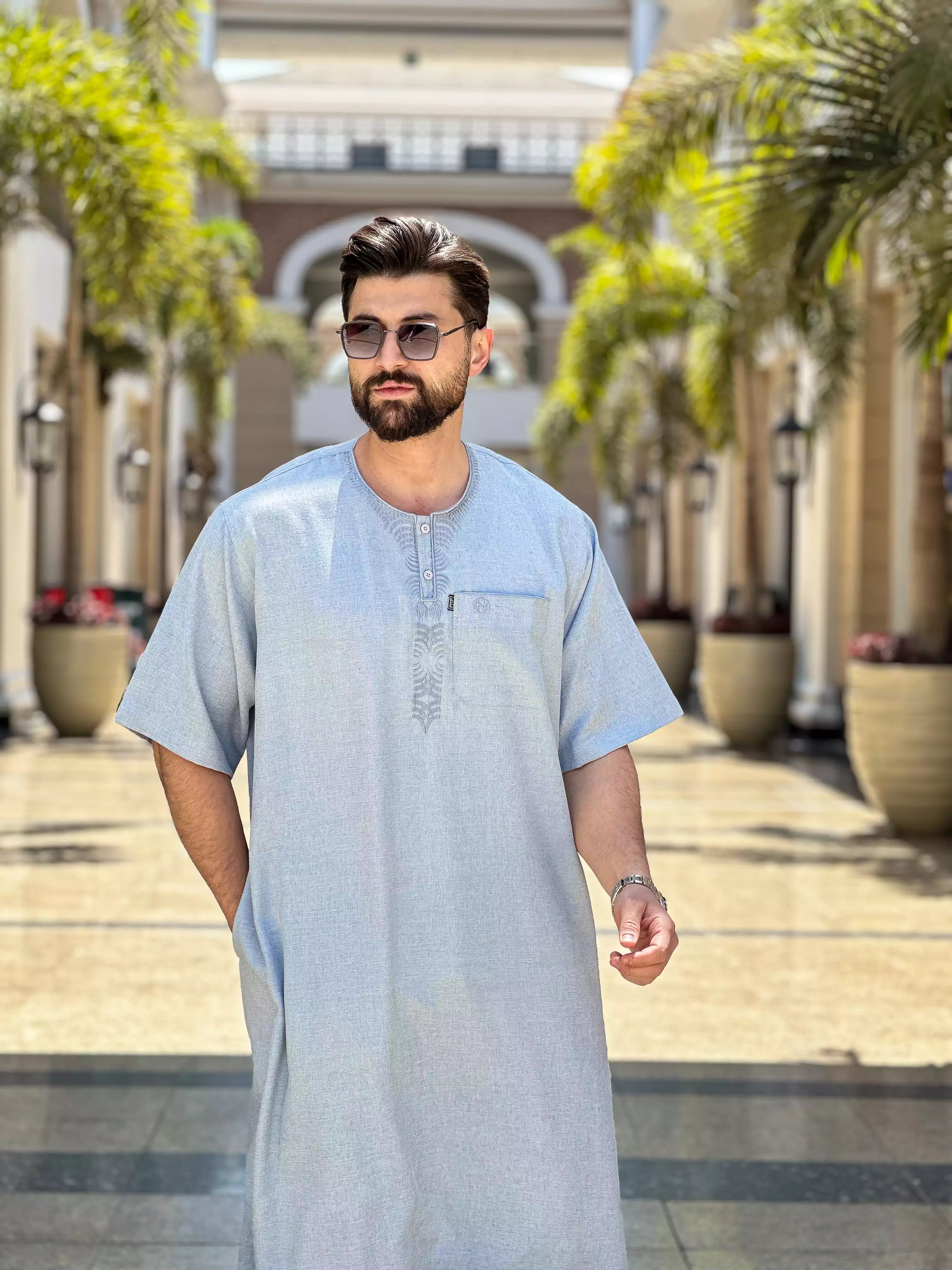 عبايه ريان نص كم كتان