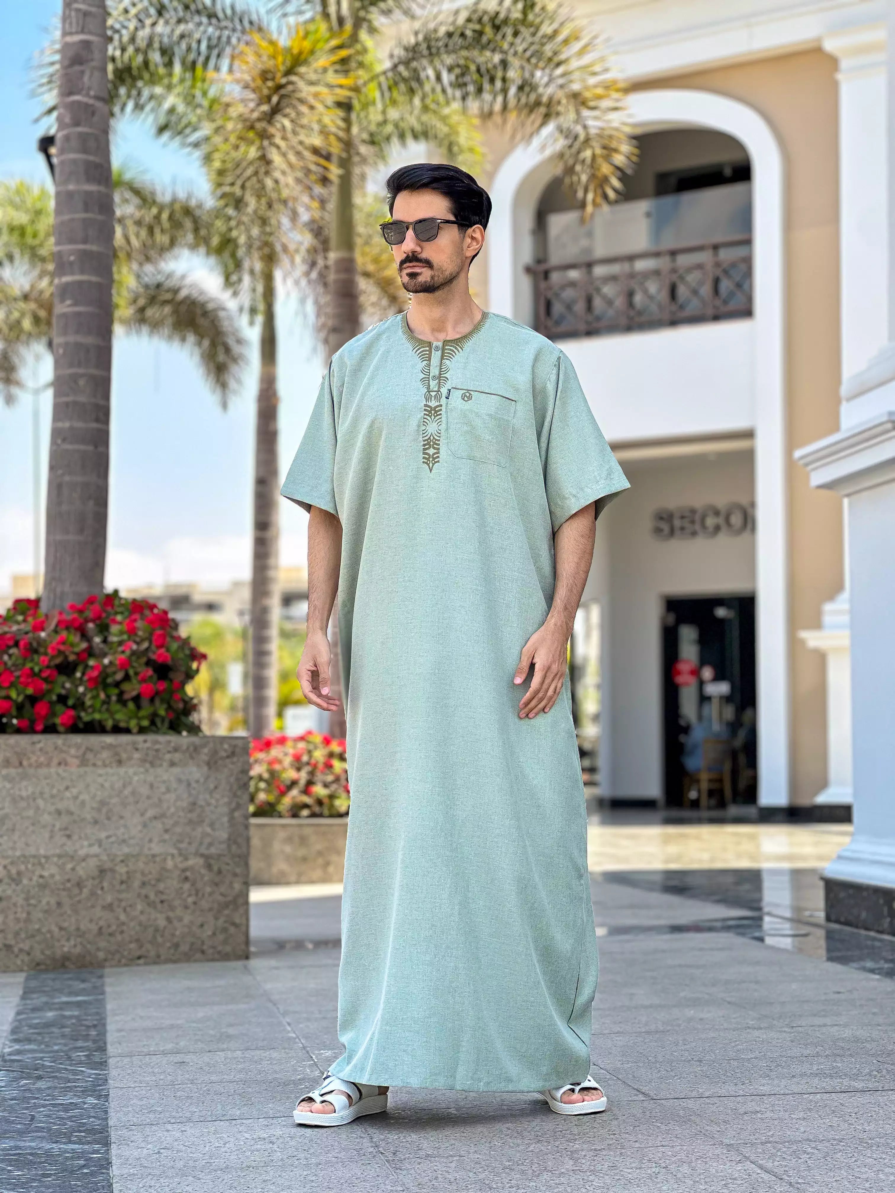 عبايه ريان نص كم كتان