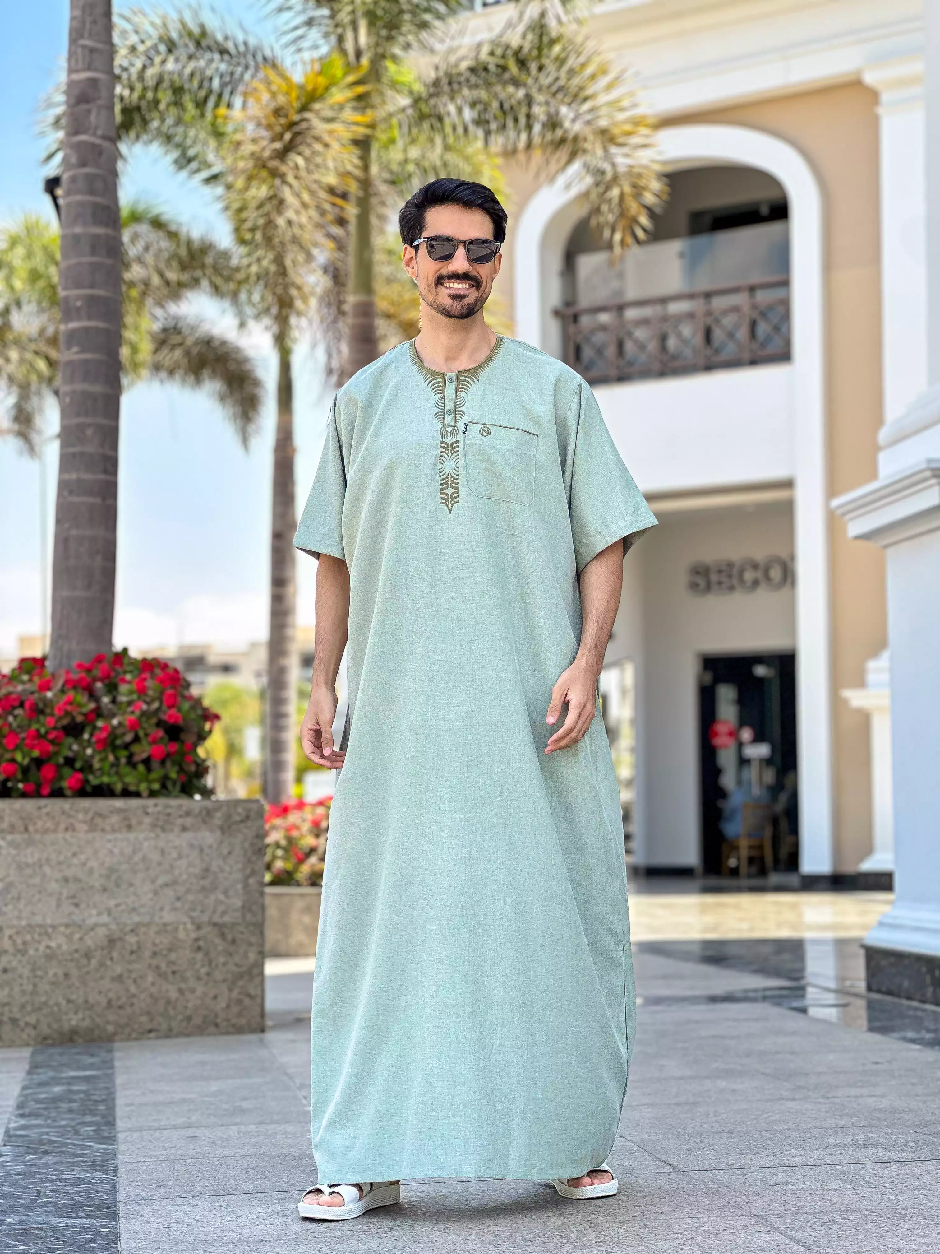 عبايه ريان نص كم كتان