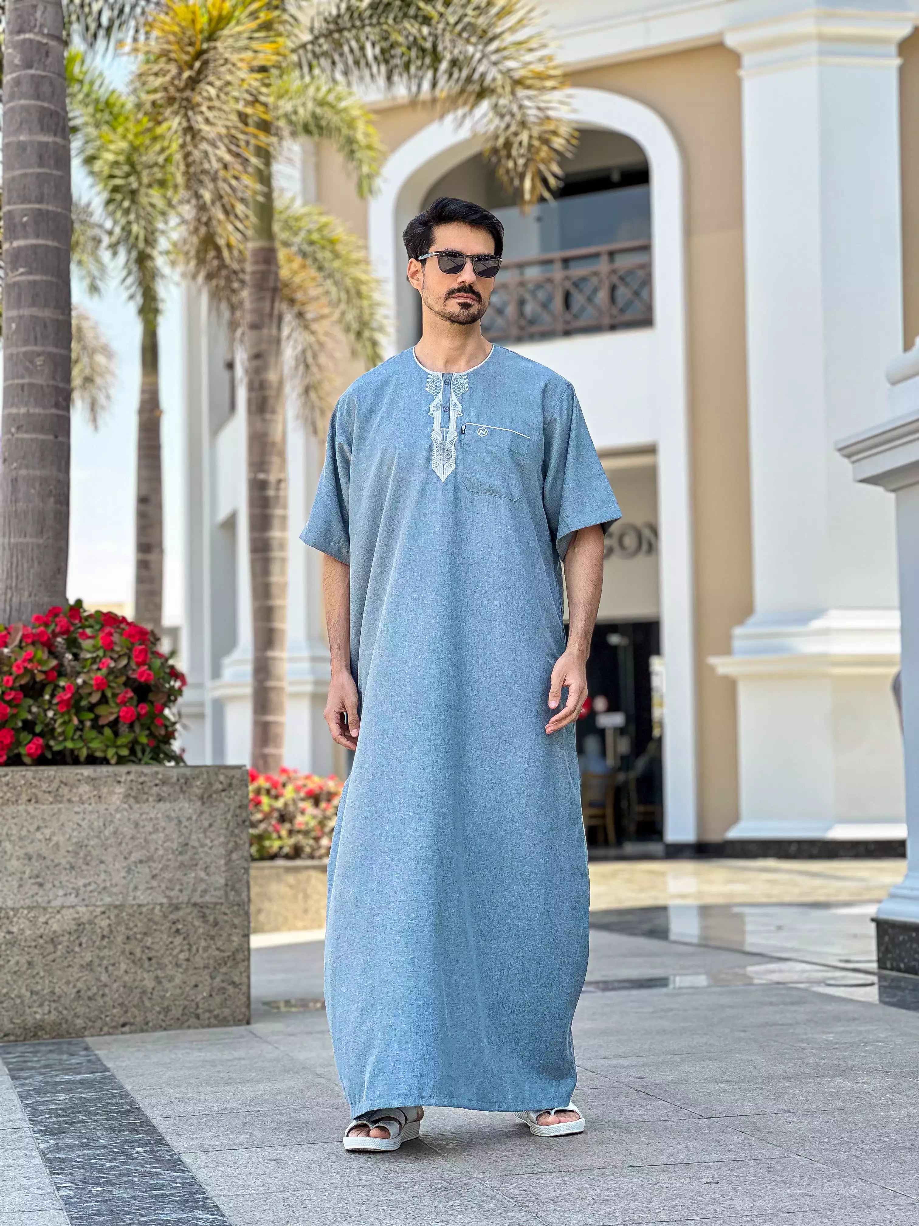 عبايه ريان نص كم كتان