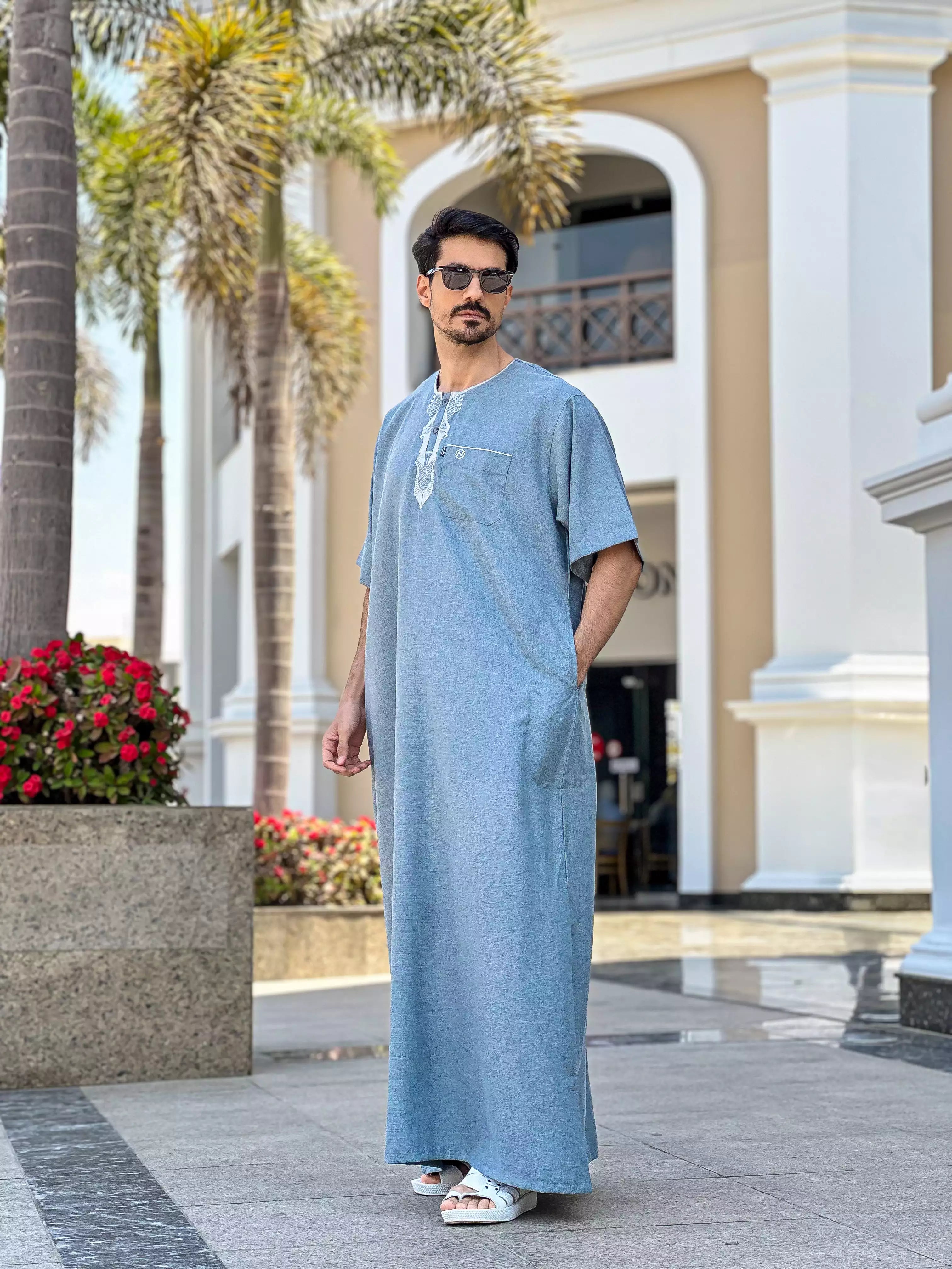 عبايه ريان نص كم كتان