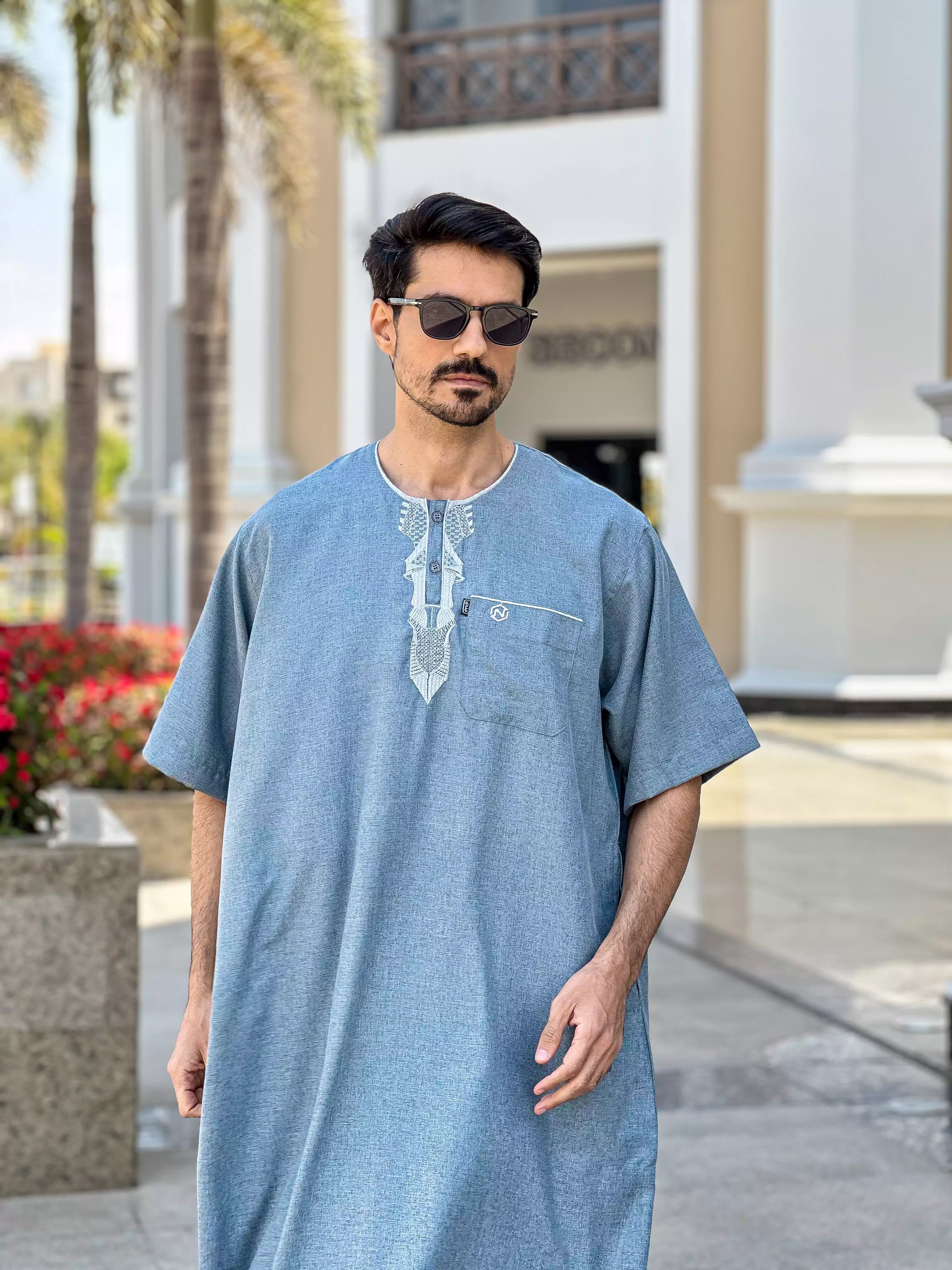 عبايه ريان نص كم كتان