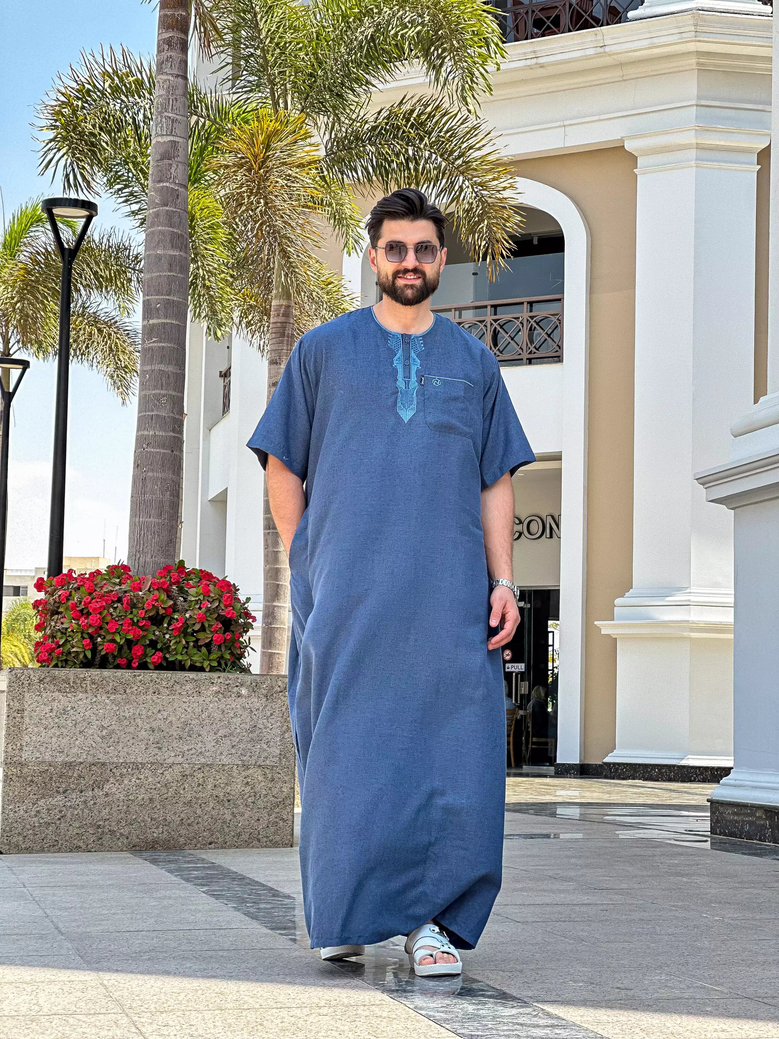 عبايه ريان نص كم كتان