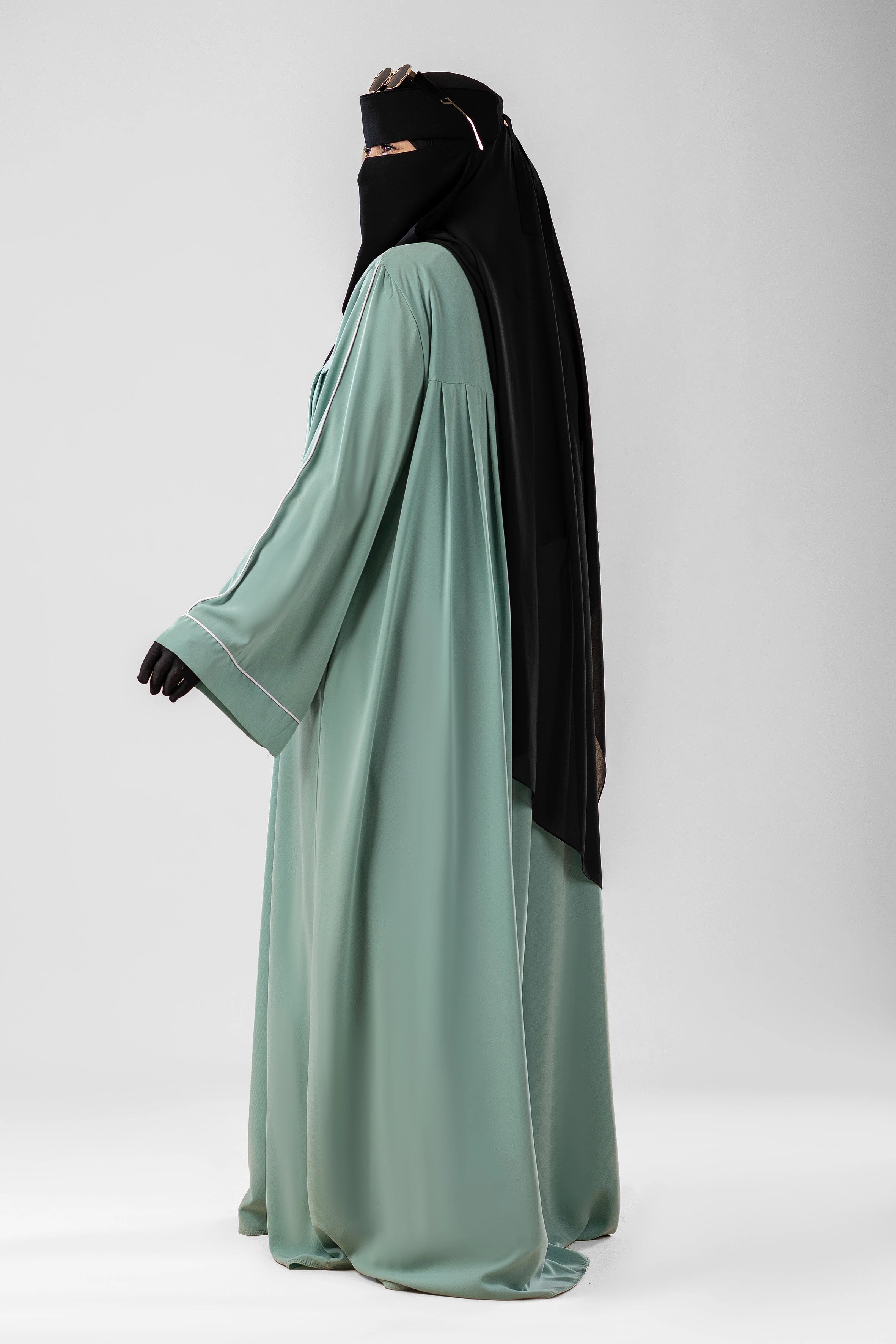 عباية ايمى