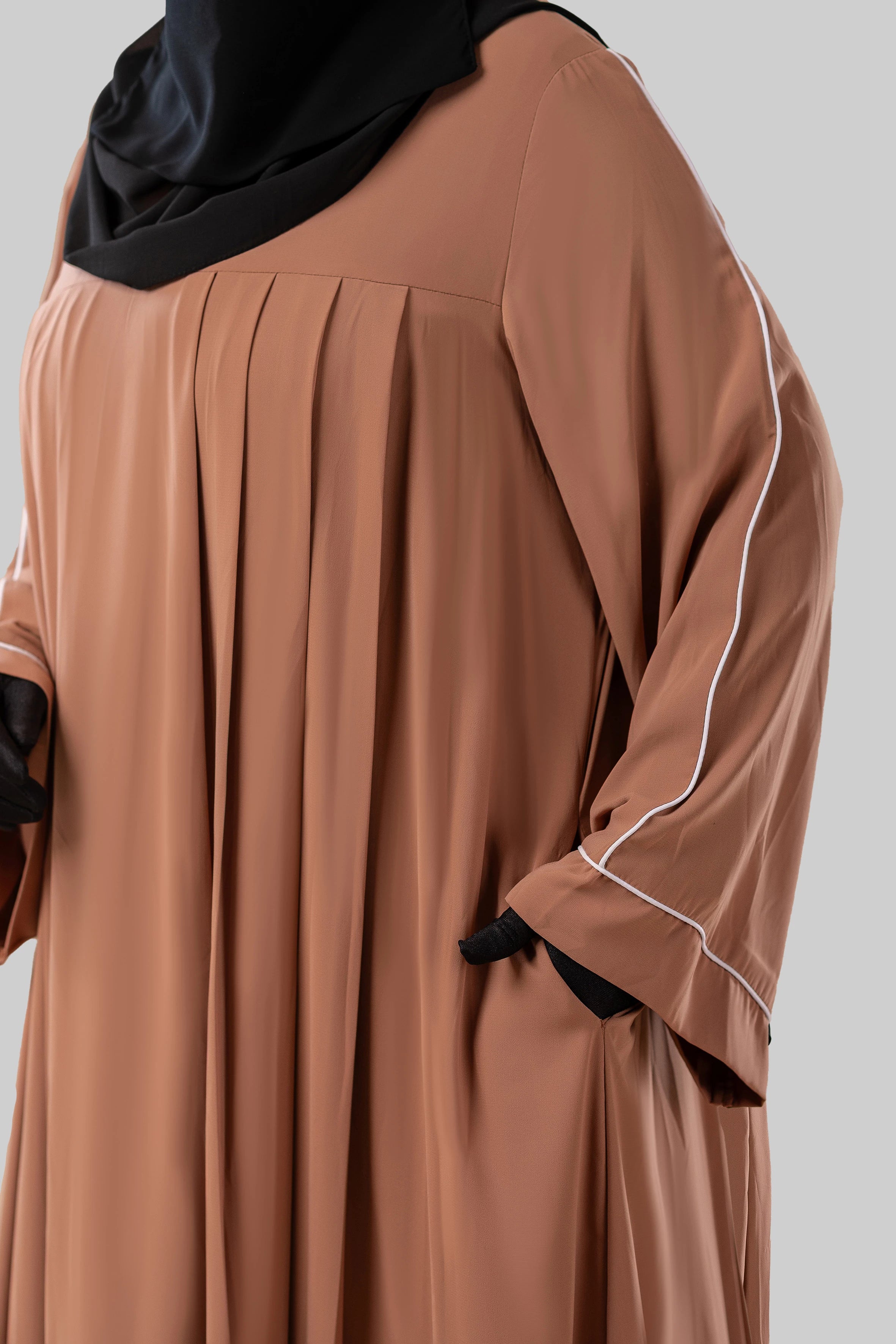 عباية ايمى