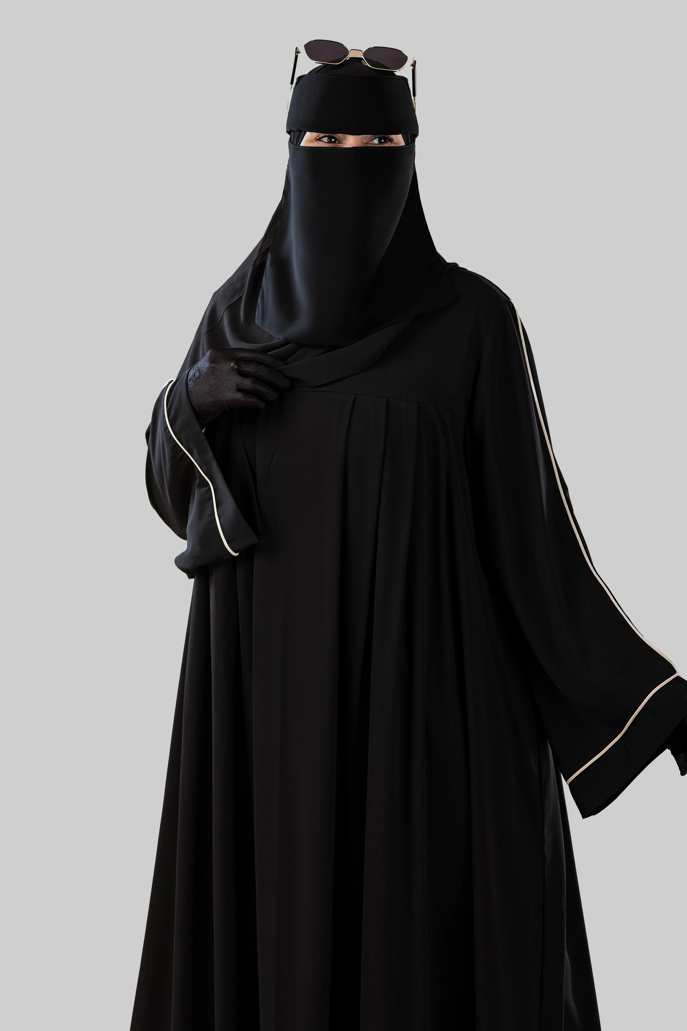 عباية ايمى