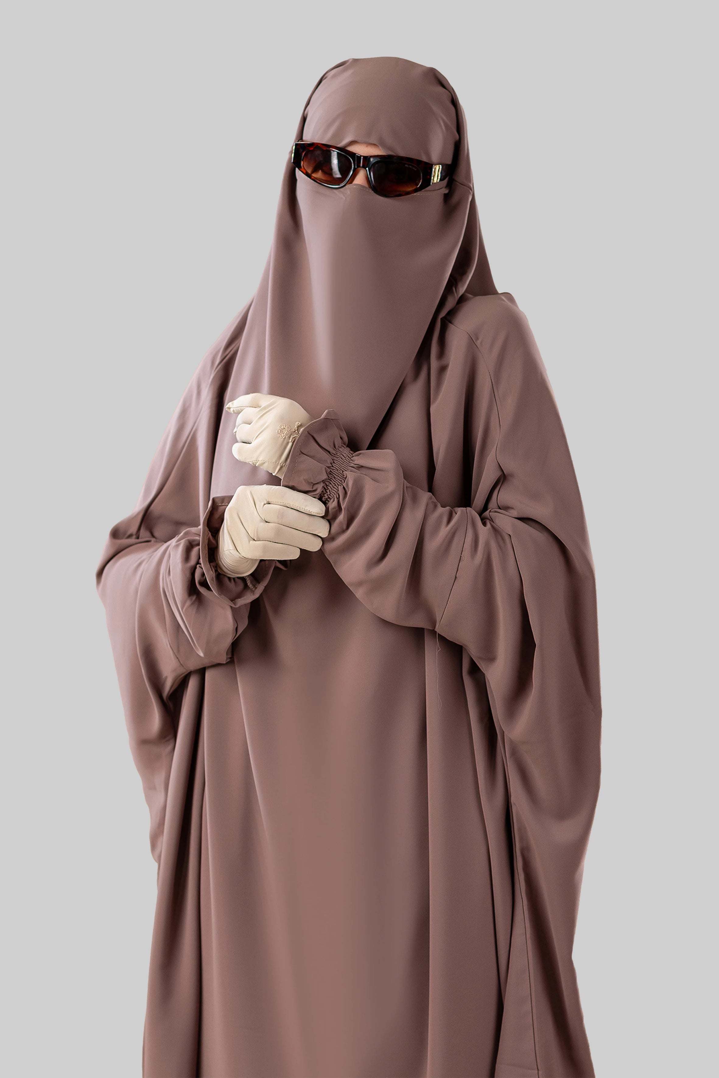ادناء فرنسي