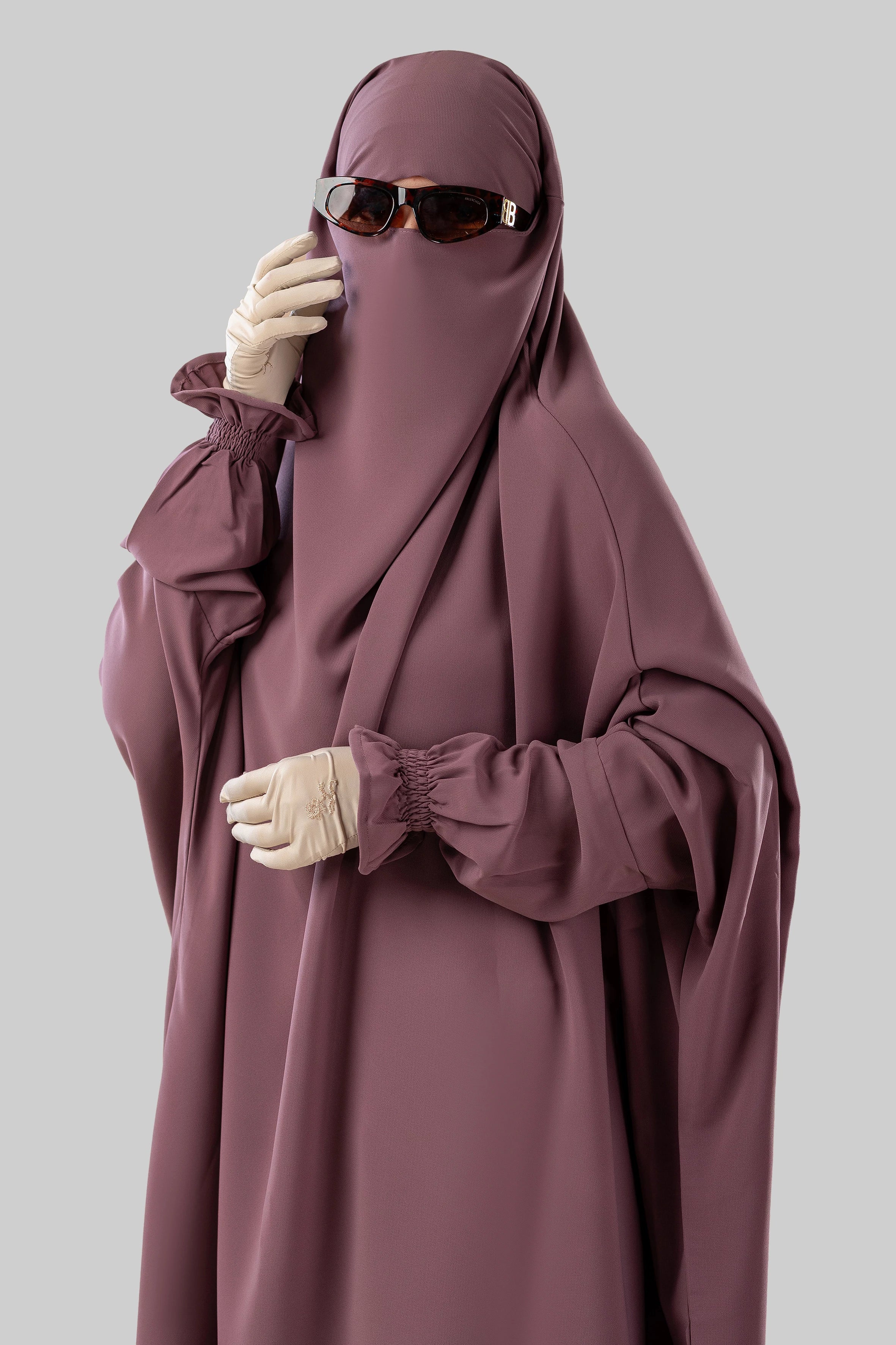 ادناء فرنسي