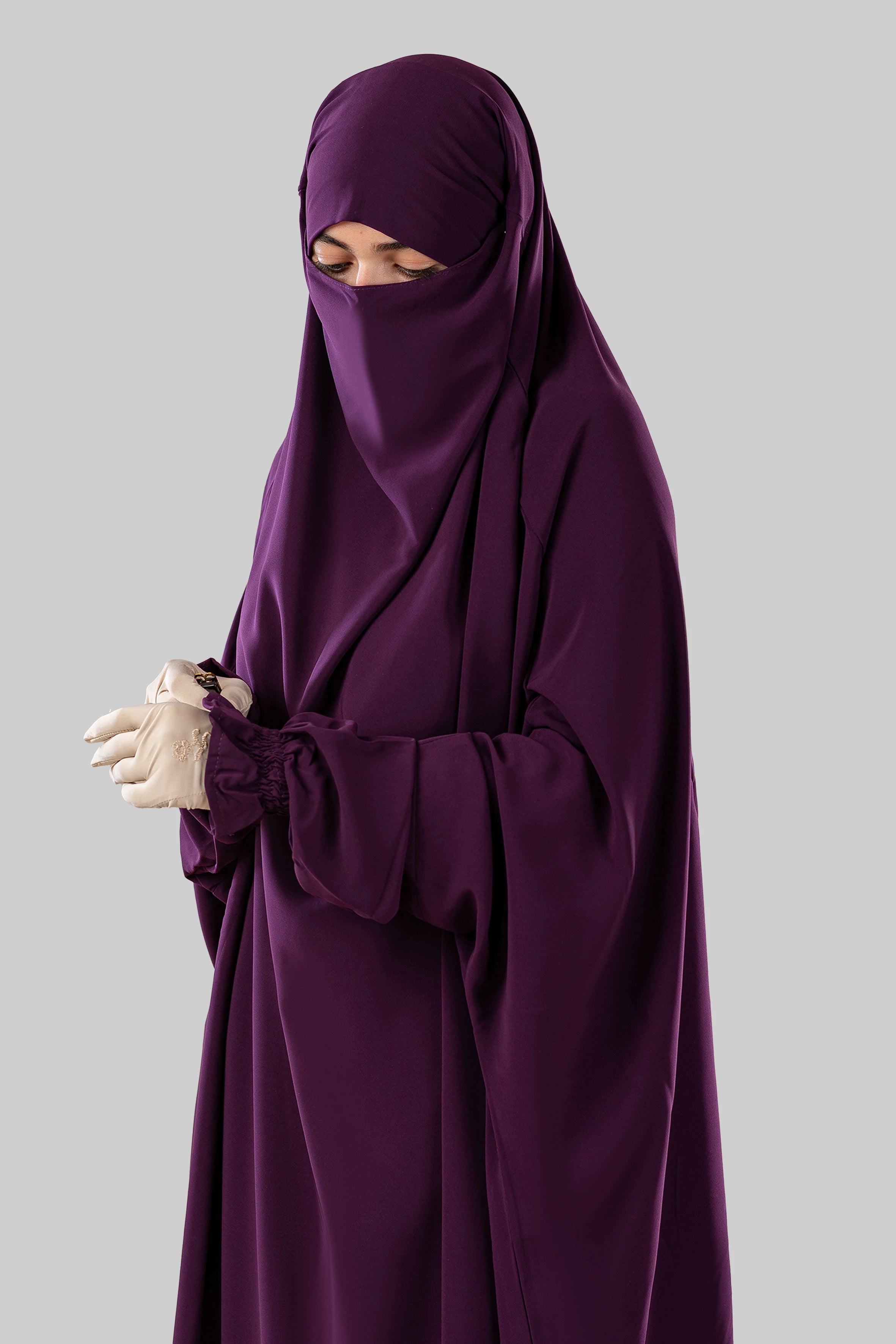 ادناء فرنسي