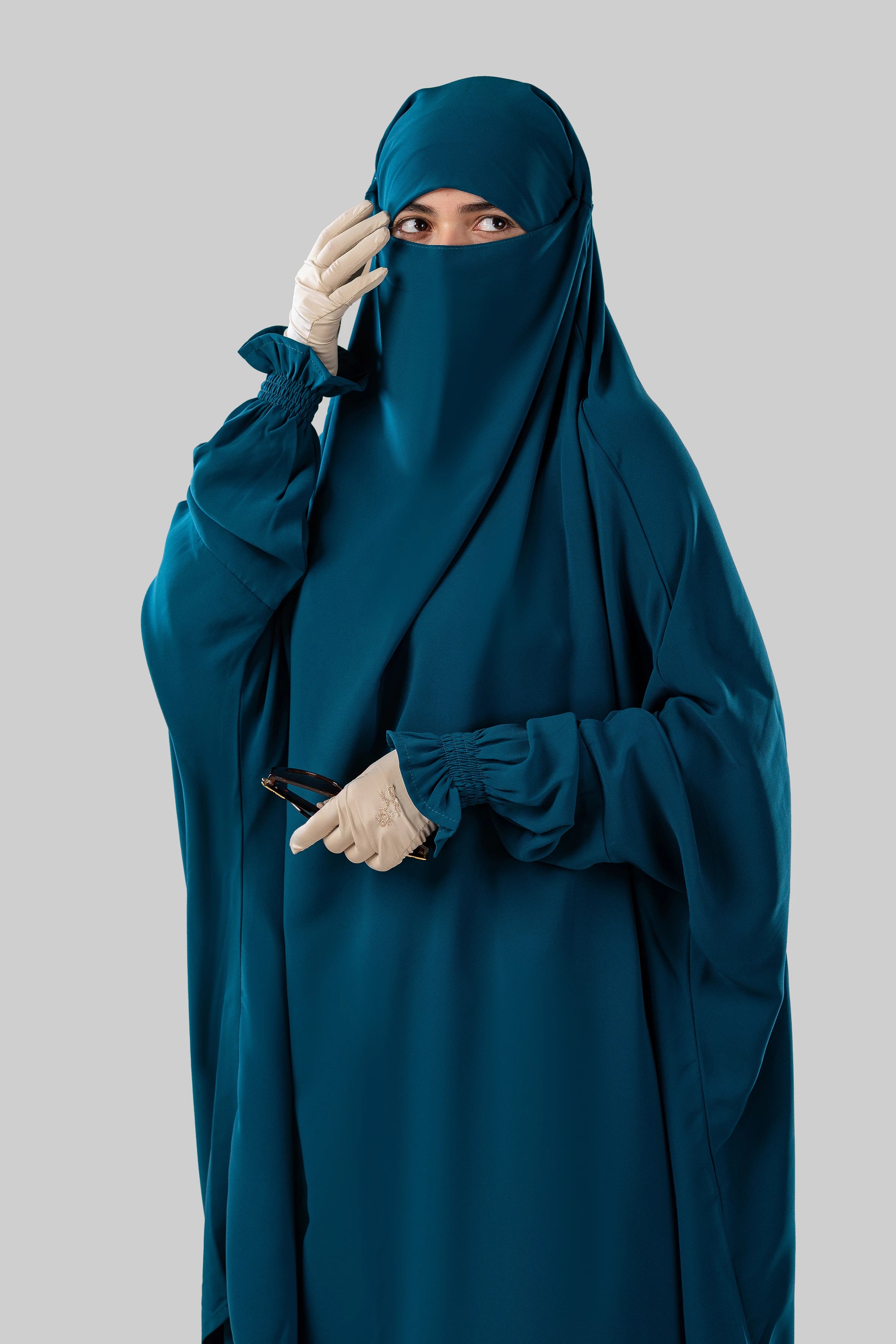 ادناء فرنسي