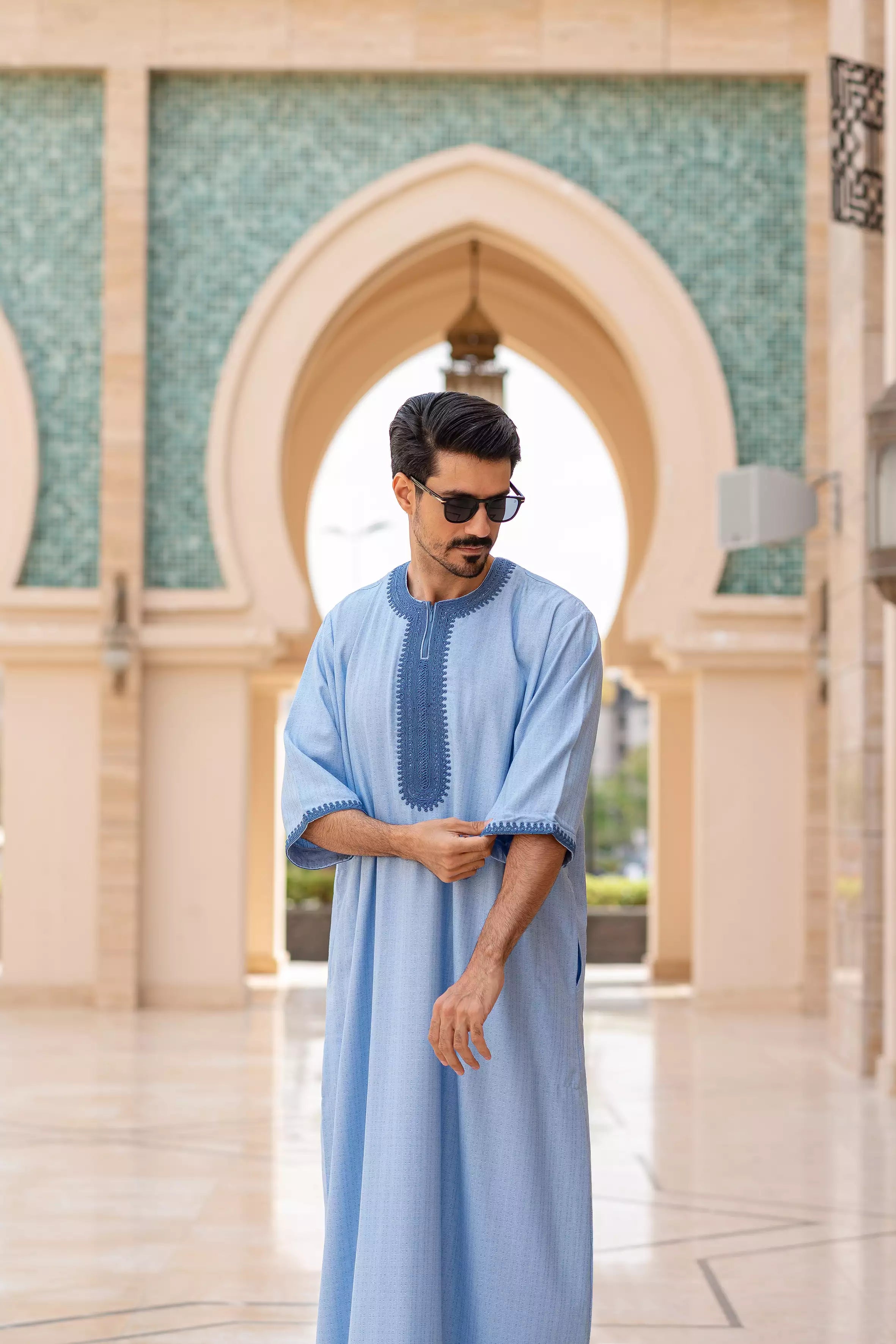 عبايه نبتدي  موسى نص كم