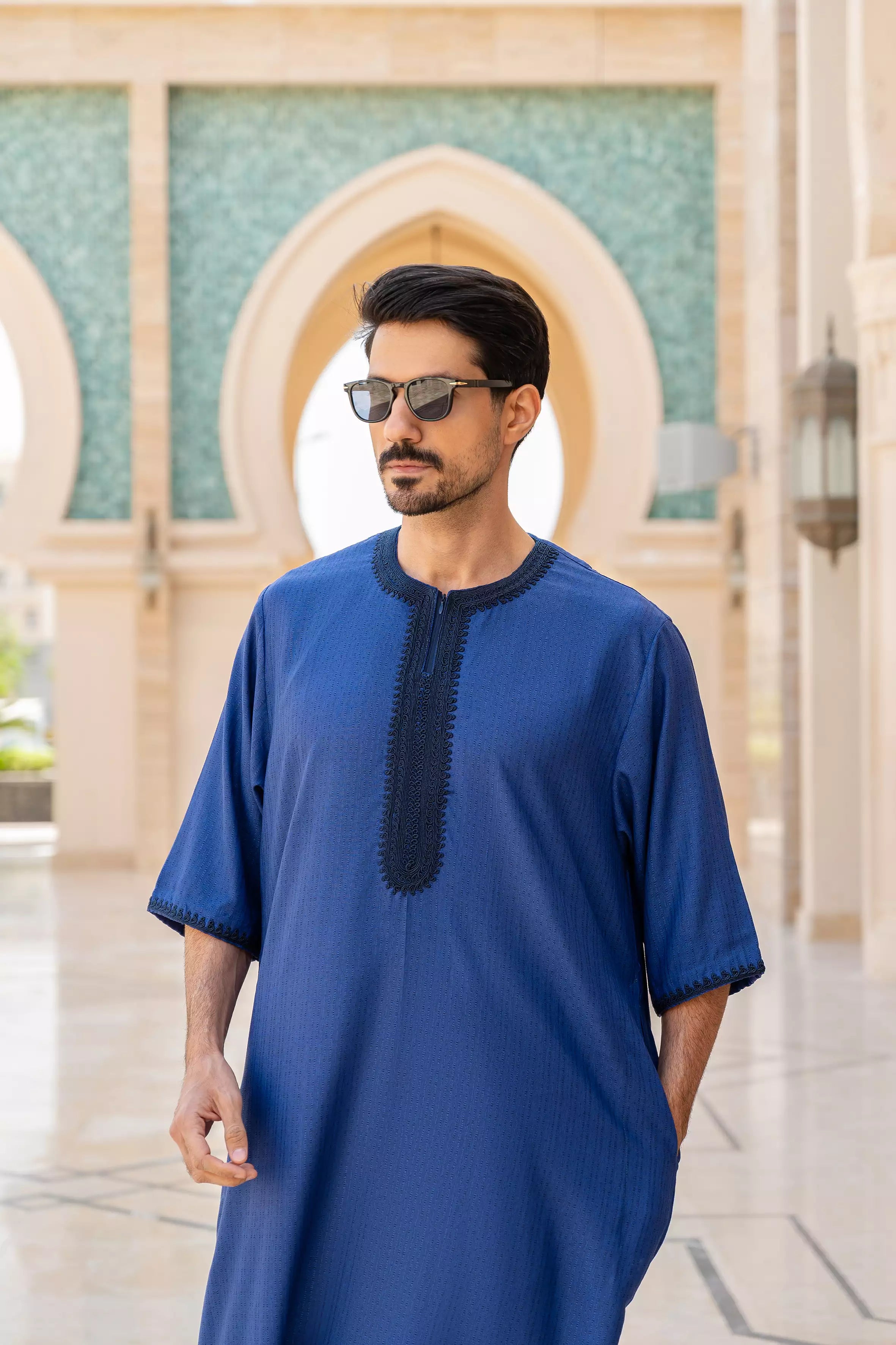 عبايه نبتدي  موسى نص كم