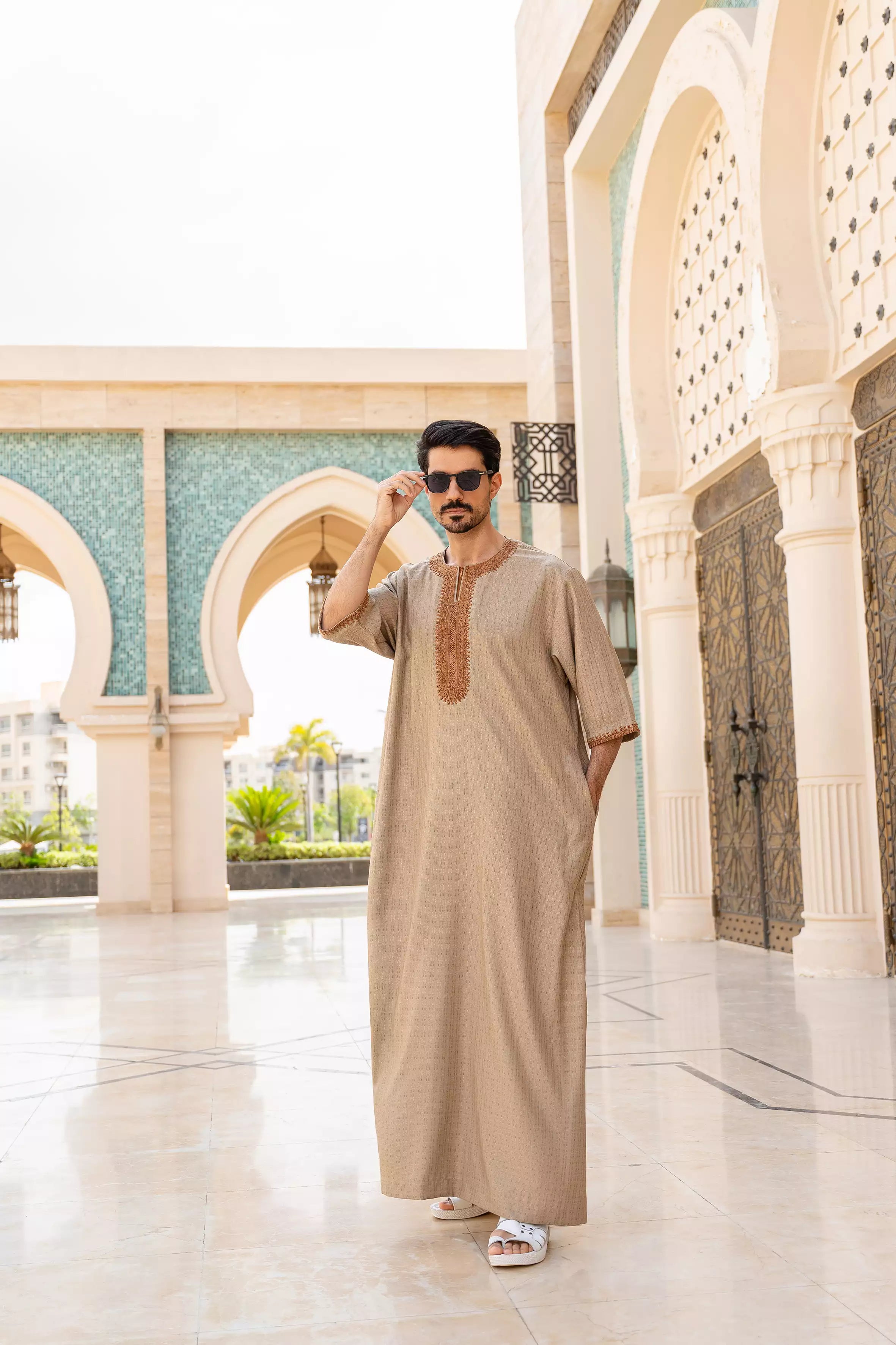 عبايه نبتدي  موسى نص كم