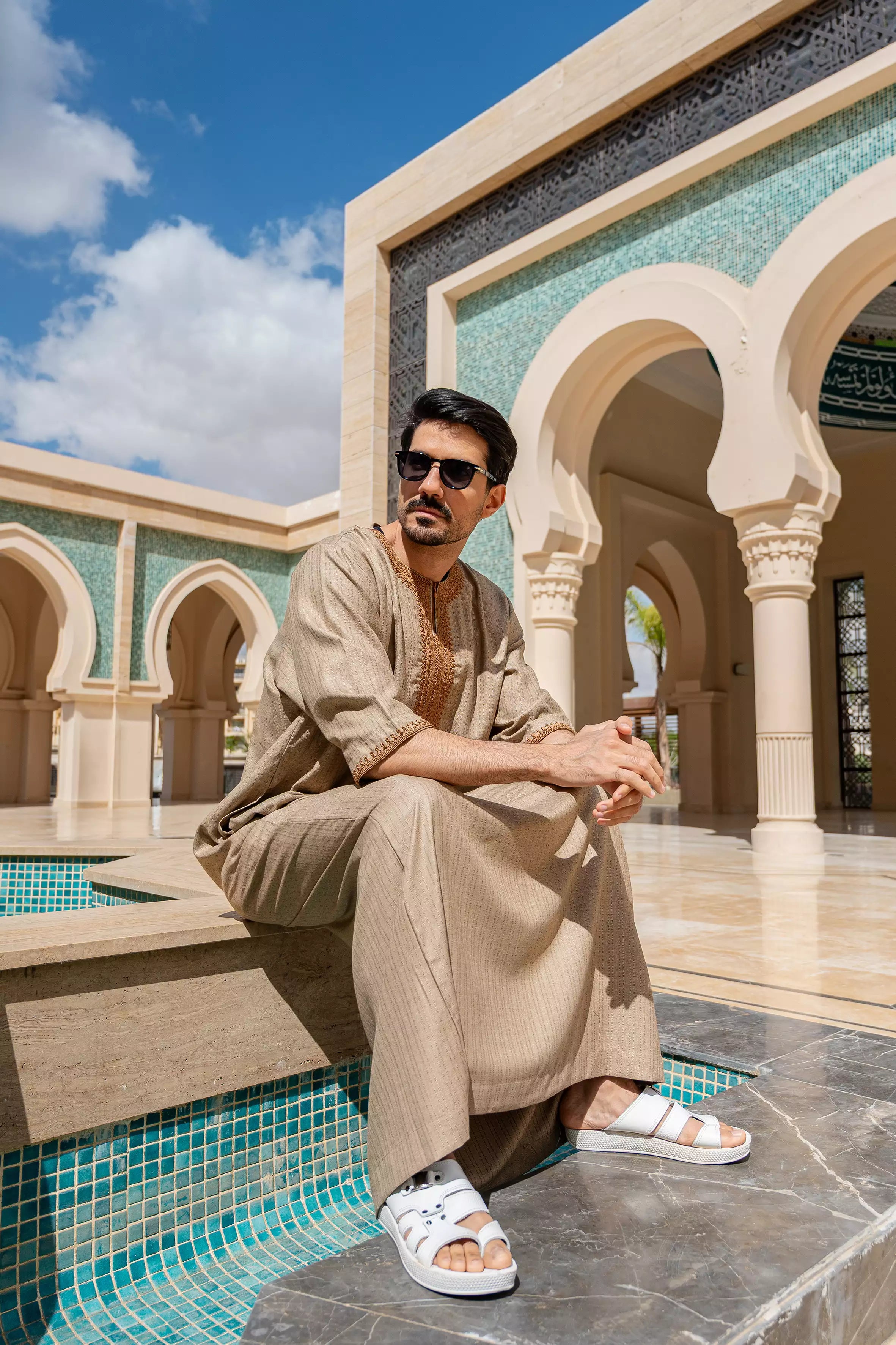 عبايه نبتدي  موسى نص كم