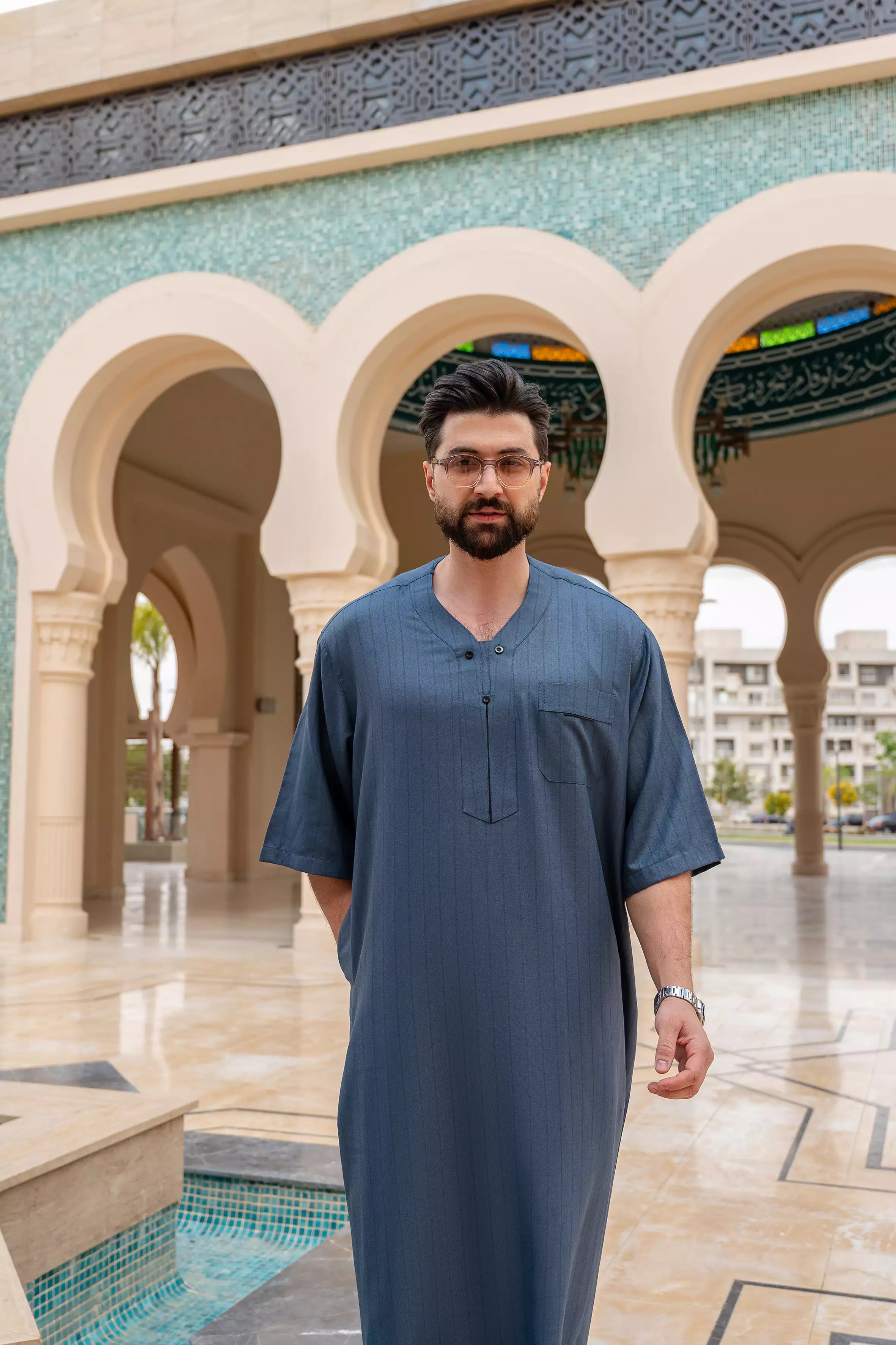 عبايه مالك  نبتدي نص كم
